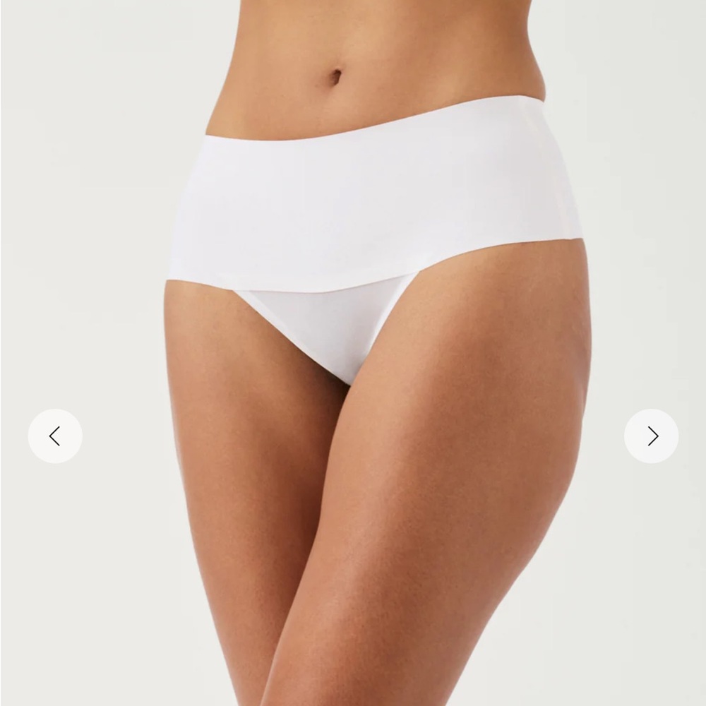 SPANXsupersmooth™ Undie-tectable®
Thong